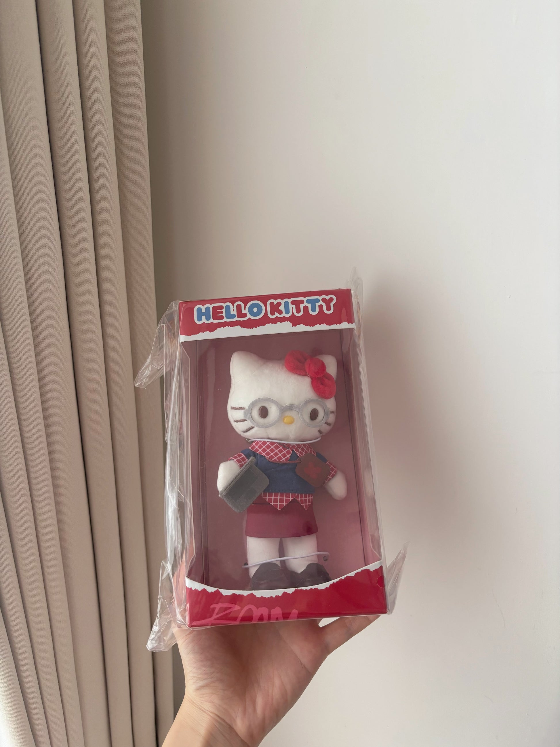 國內Sanrio限定” Hello Kitty的一天”長腿掛件