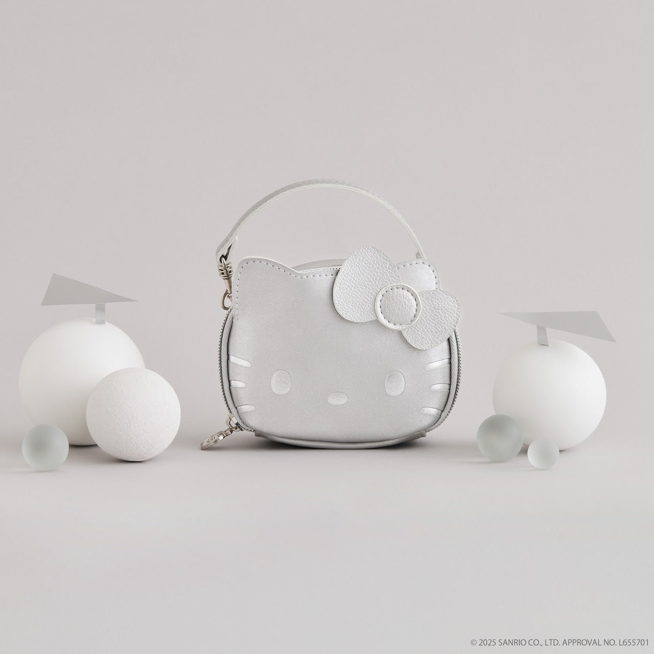 HELLO KITTY × BRILMY 迷你手提化妝包