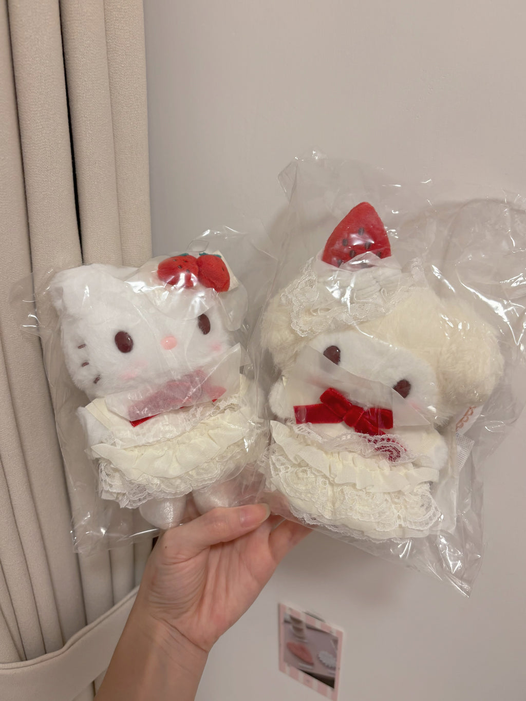 Sanrio草莓蛋糕 hello kitty/ melody掛件