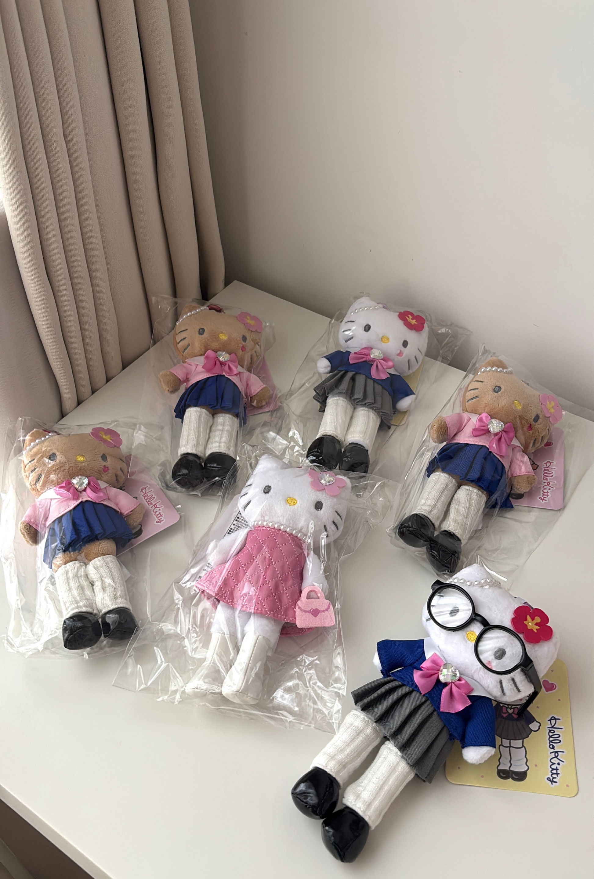 日本Sanrio x NIC 二代長腿hello kitty掛飾系列