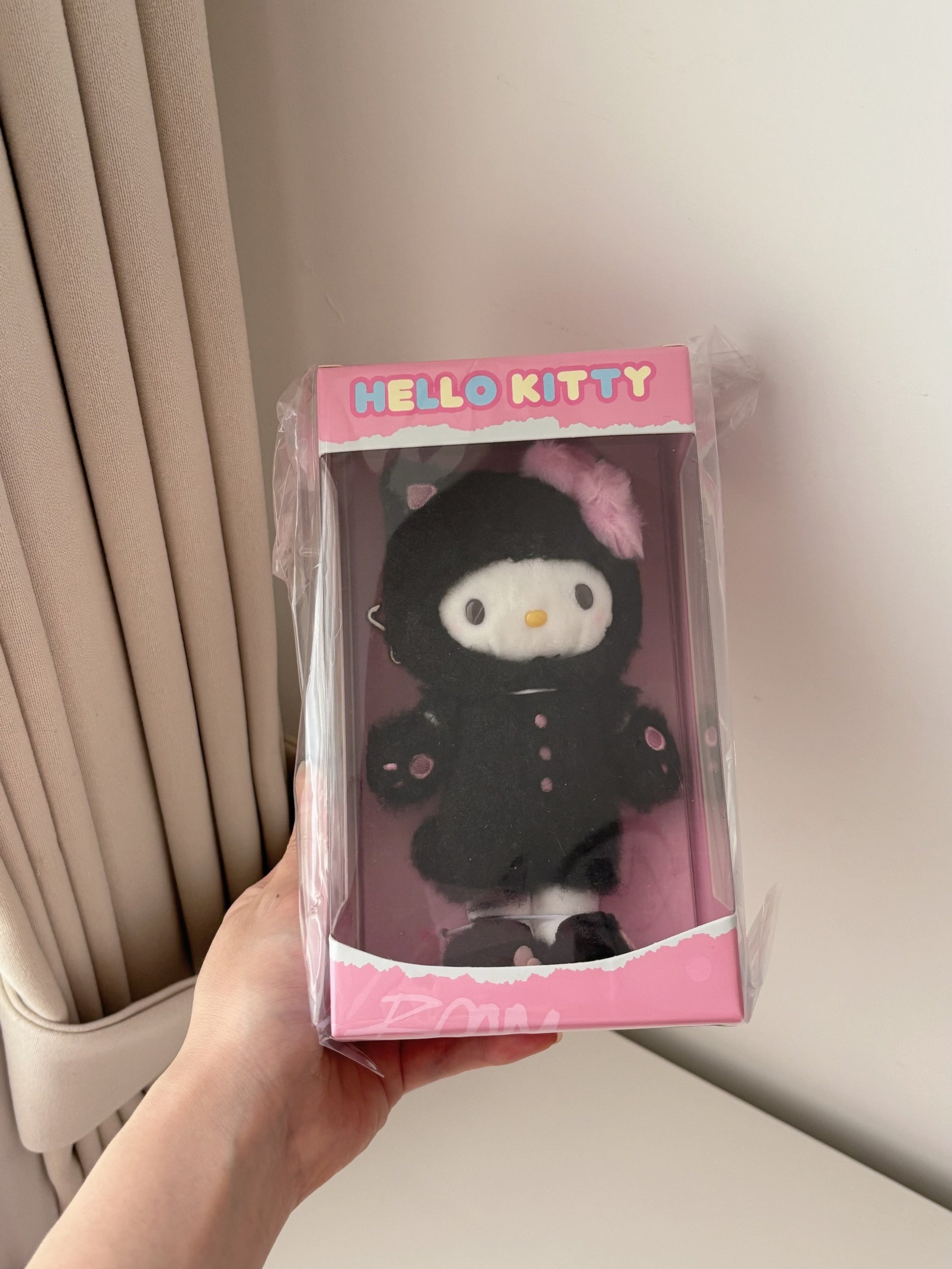 國內Sanrio限定” Hello Kitty的一天”長腿掛件